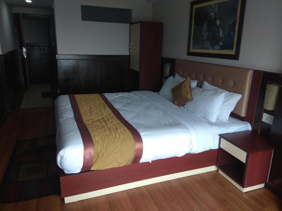 דרג'ילינג Oakdane Resort מראה חיצוני תמונה